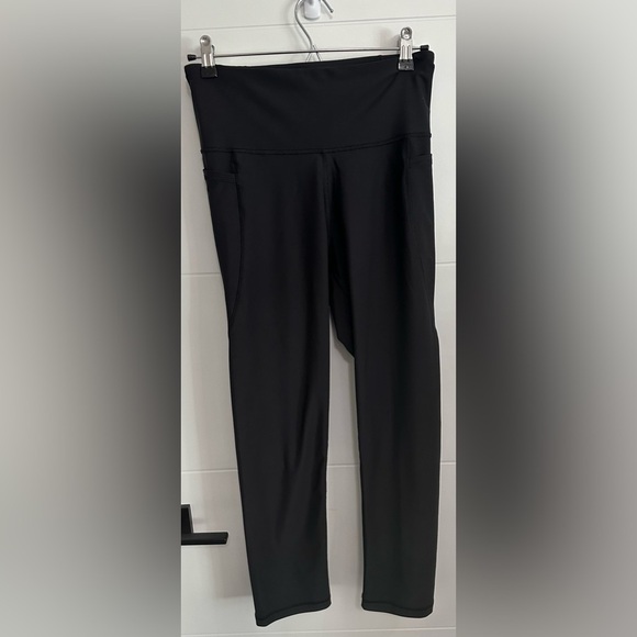 Old Navy Women’s Active Powersoft Crops-Size Large Tall - Picture 1 of 8